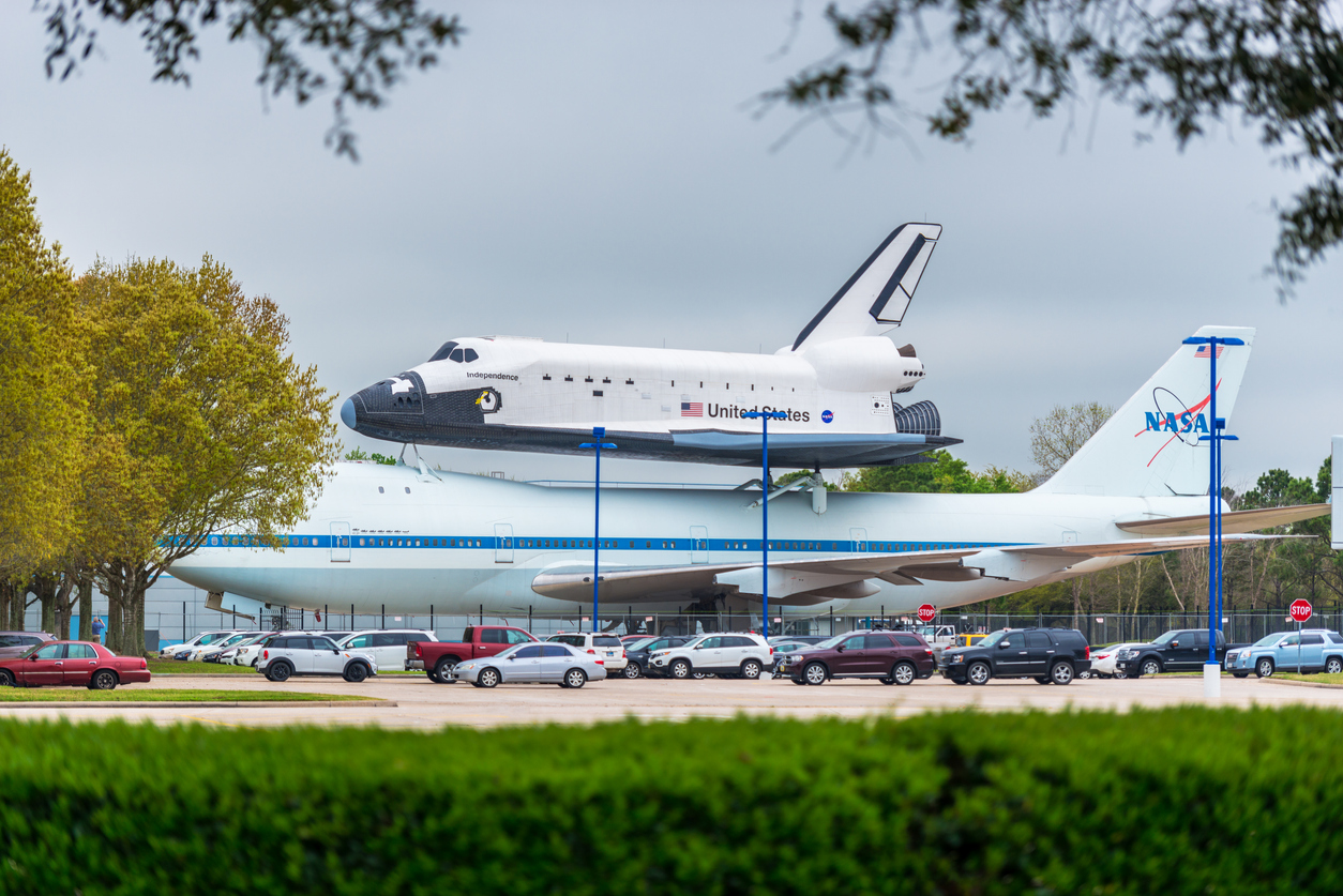 Space Shuttle Independence sits atop the Shuttle Carrier Aircraft at Johnson Space Center in Houston, TX
